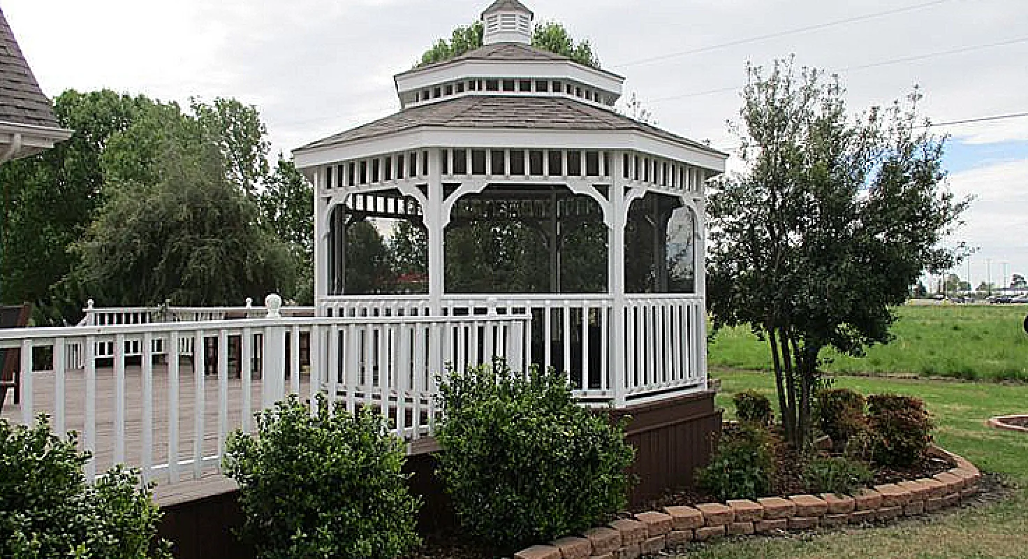 screened in gazebos